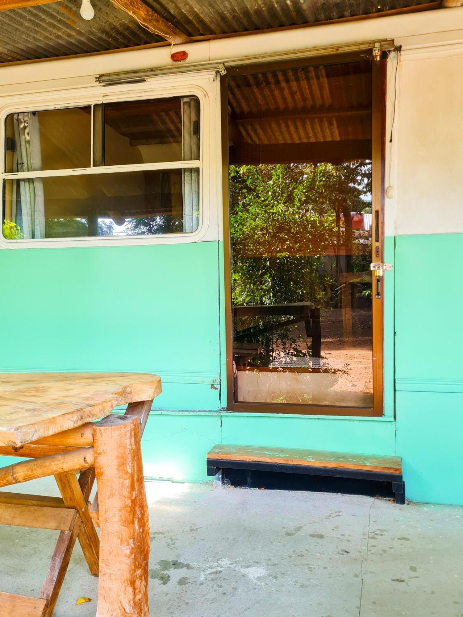 Hospedaje Combi Dream Bird Playas del Coco Exterior foto